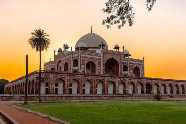 Humayun Tomb Private Tour with Skip the line