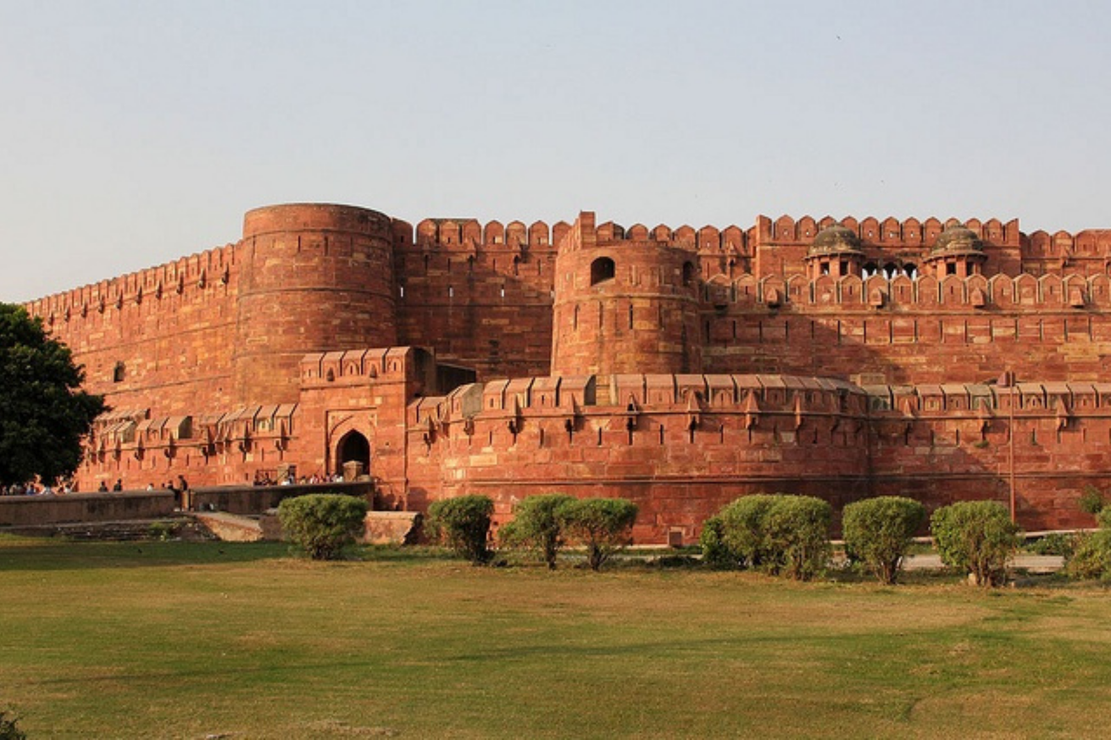 Private Taj Mahal & Agra Tour by Gatimaan Express Train