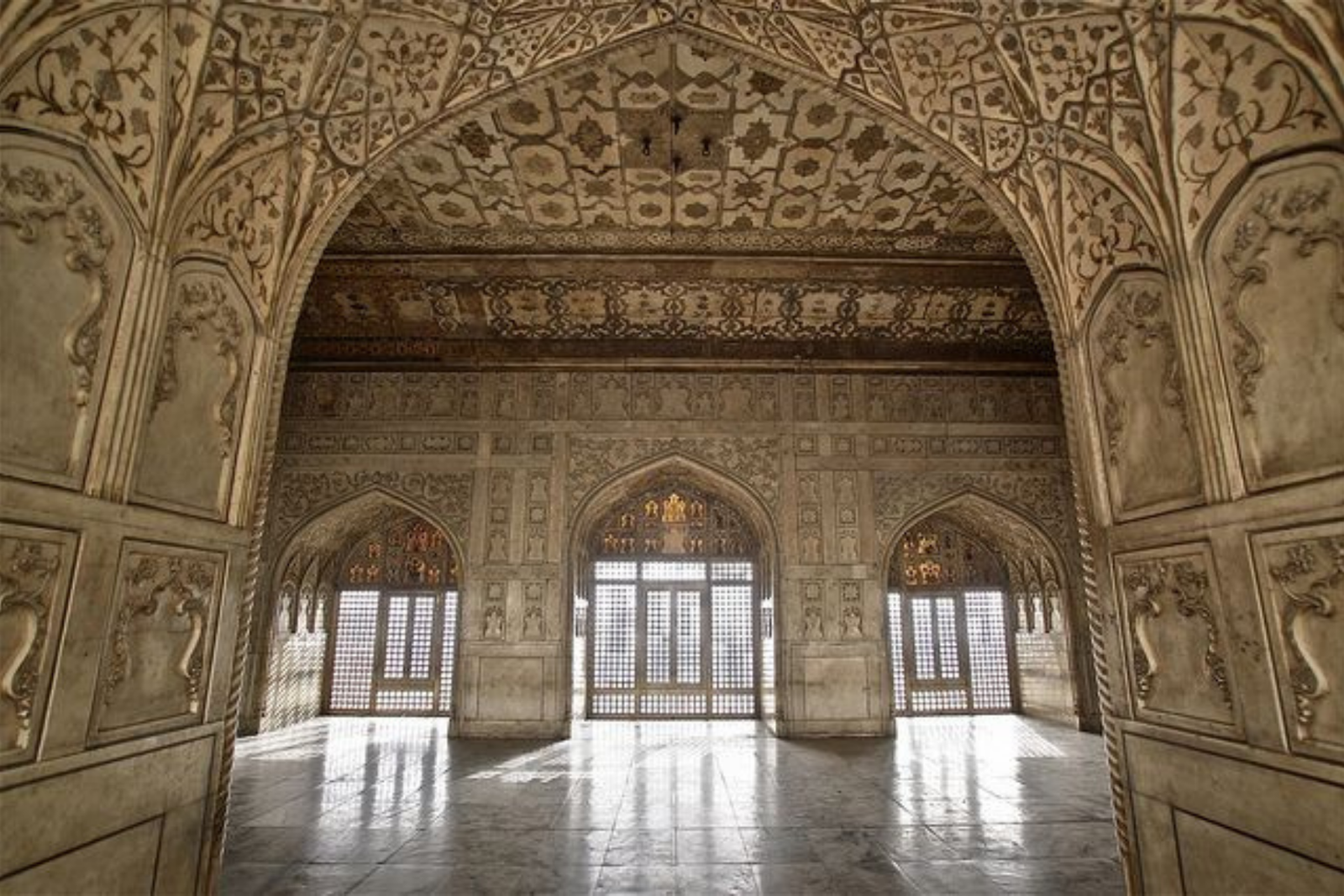 Delhi Agra Jaipur 4-Days Golden Triangle Tour with Tiger Safari