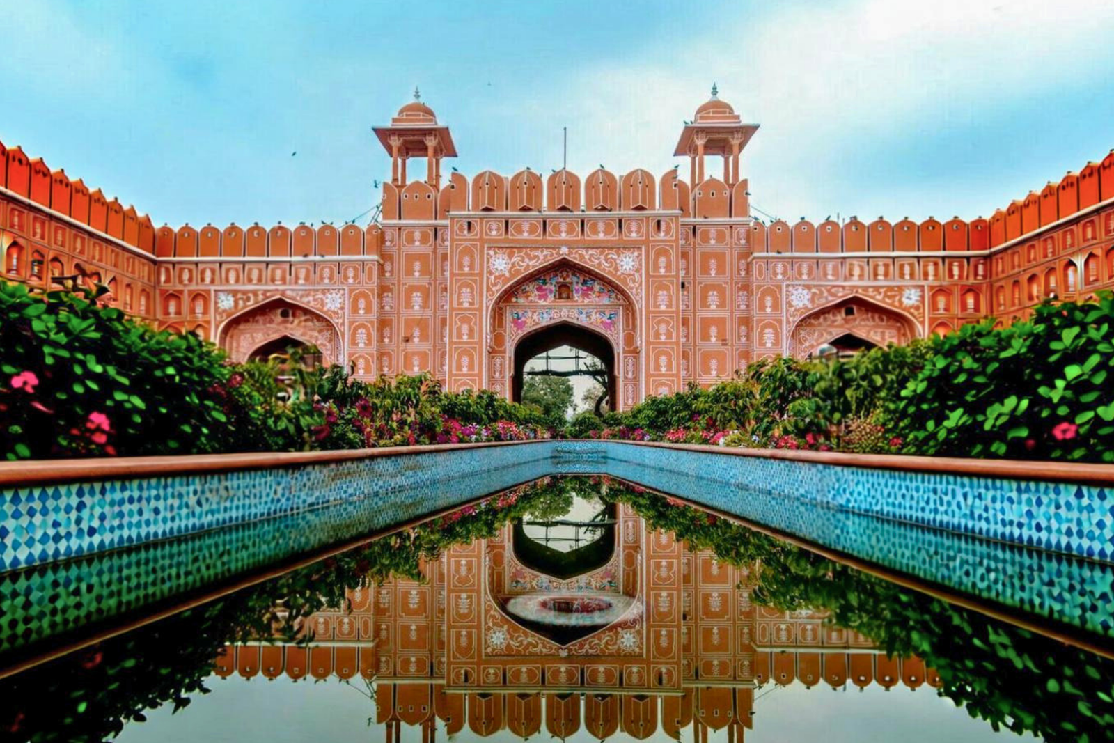 Jaipur Cultural Walk and Street Food Tasting Experience