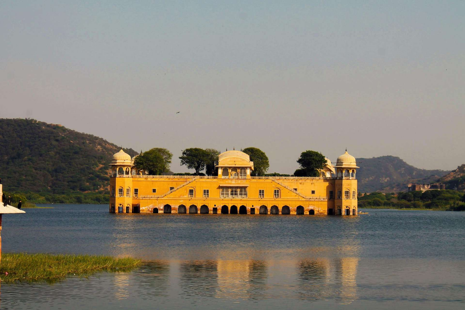 Golden Triangle 8-Day Tour with Varanasi by Flight