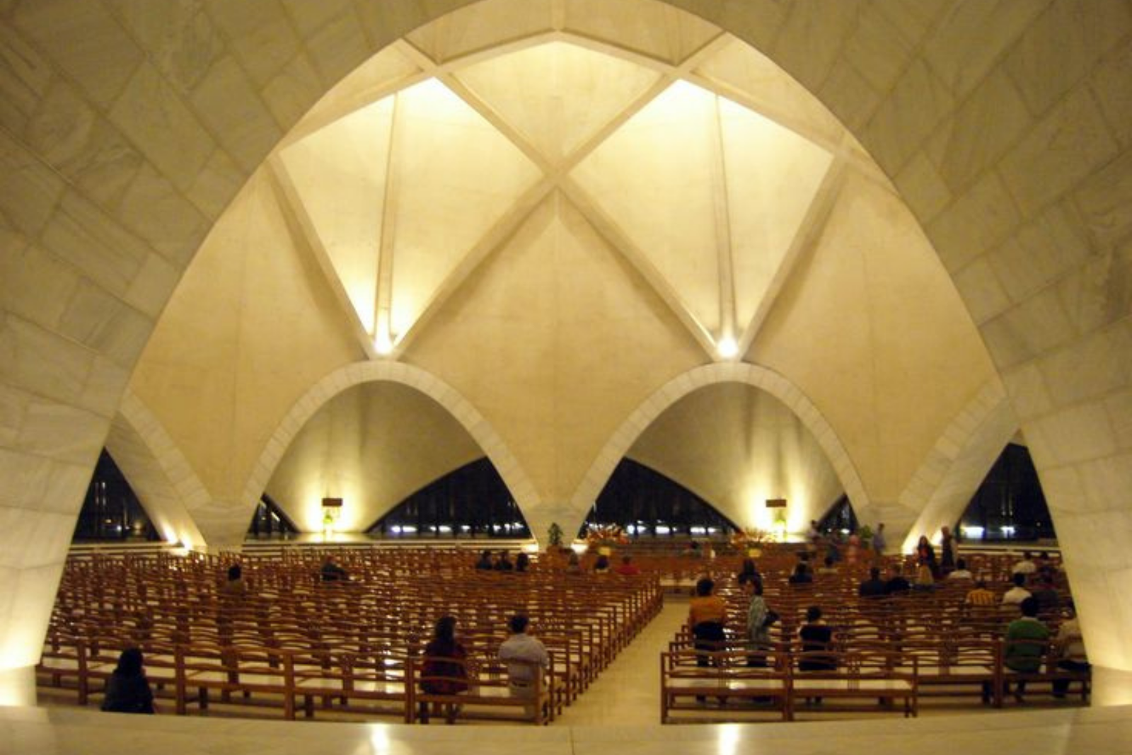 Delhi 6-Hours Spiritual Sites Tour with Famous Temples