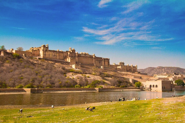 Jaipur Amber Fort Guided Tour with Entry Ticket