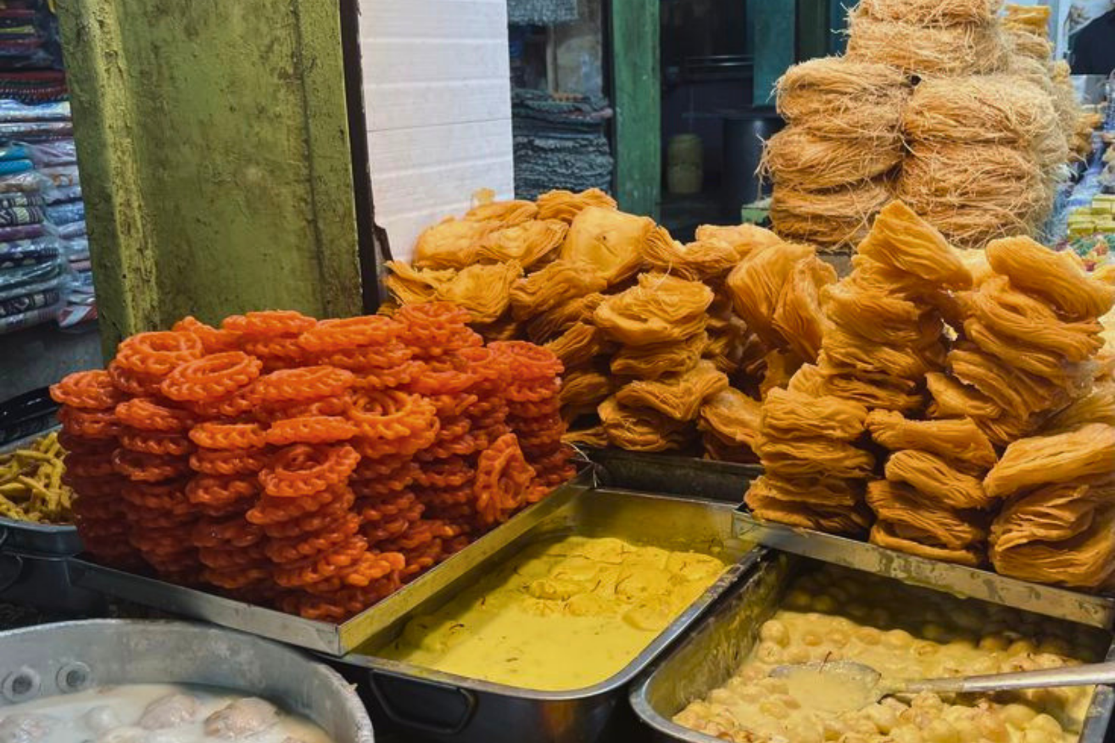 Jaipur Cultural Walk and Street Food Tasting Experience