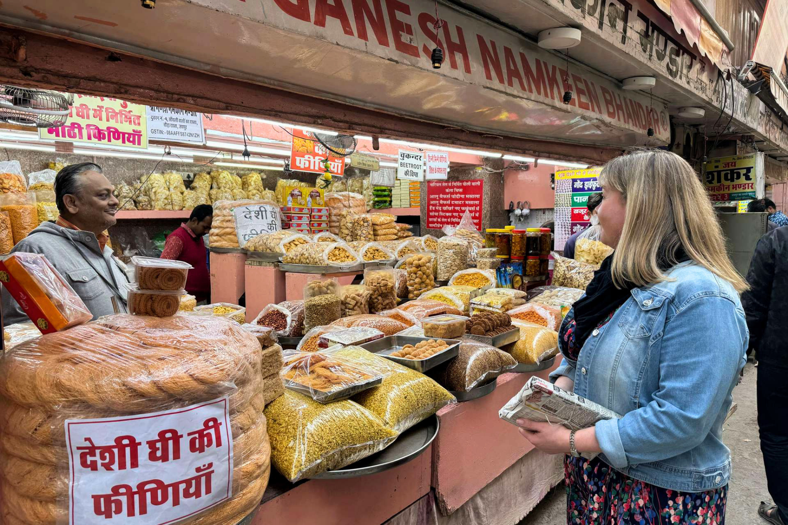 Jaipur Cultural Walk and Street Food Tasting Experience