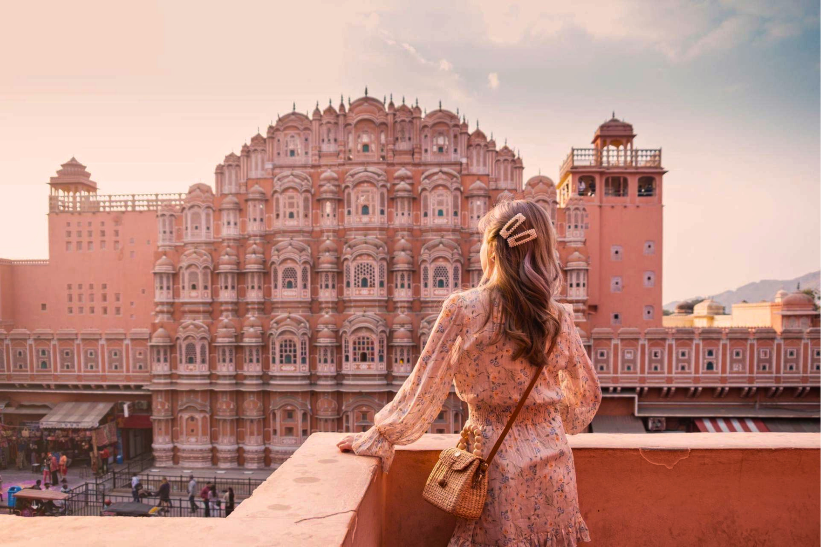 Delhi to Jaipur Day Tour by Superfast Train