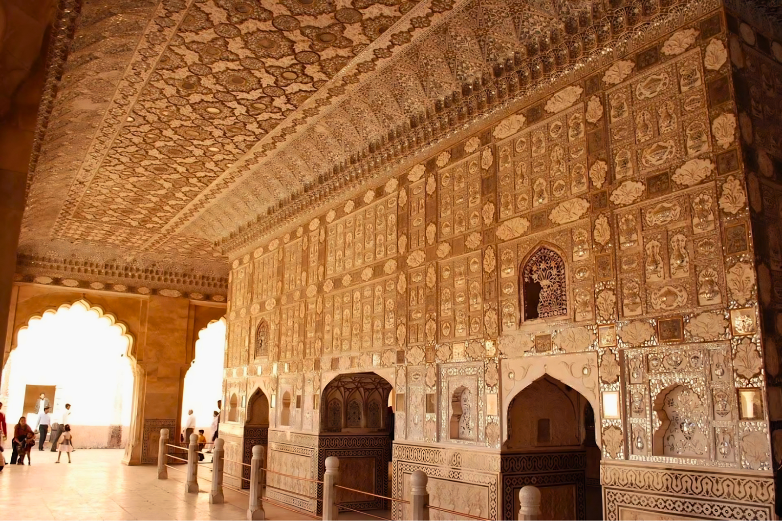 Jaipur Amber Fort Guided Tour with Entry Ticket