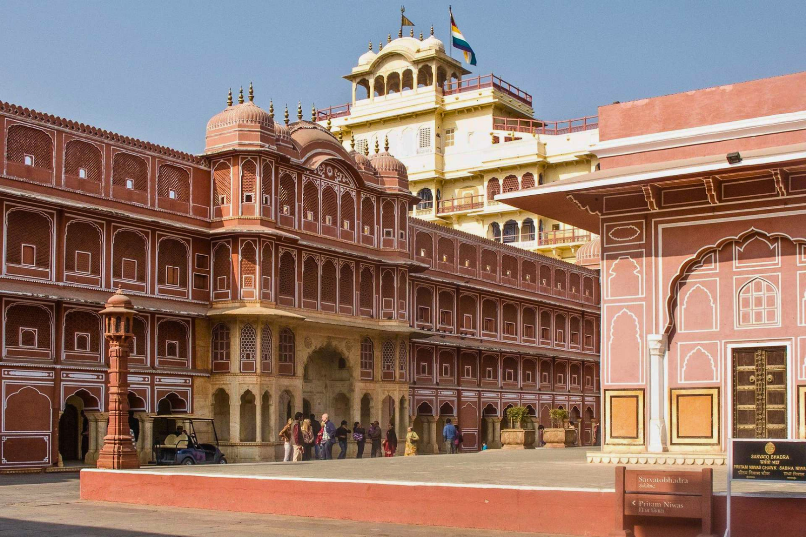 Delhi to Jaipur Day Tour by Superfast Train
