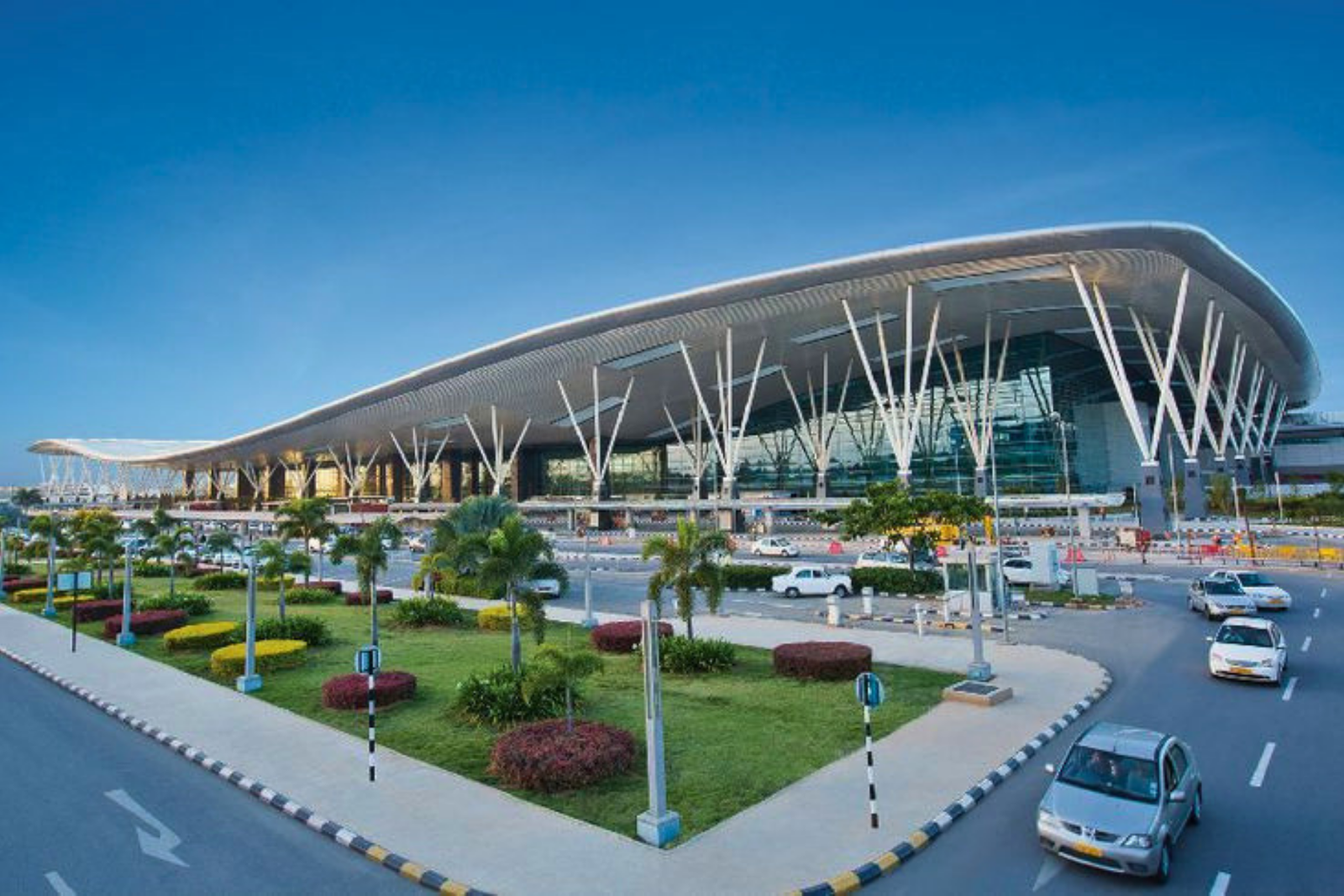 Bangalore to Agra & Taj Mahal Same-Day Tour with Flights