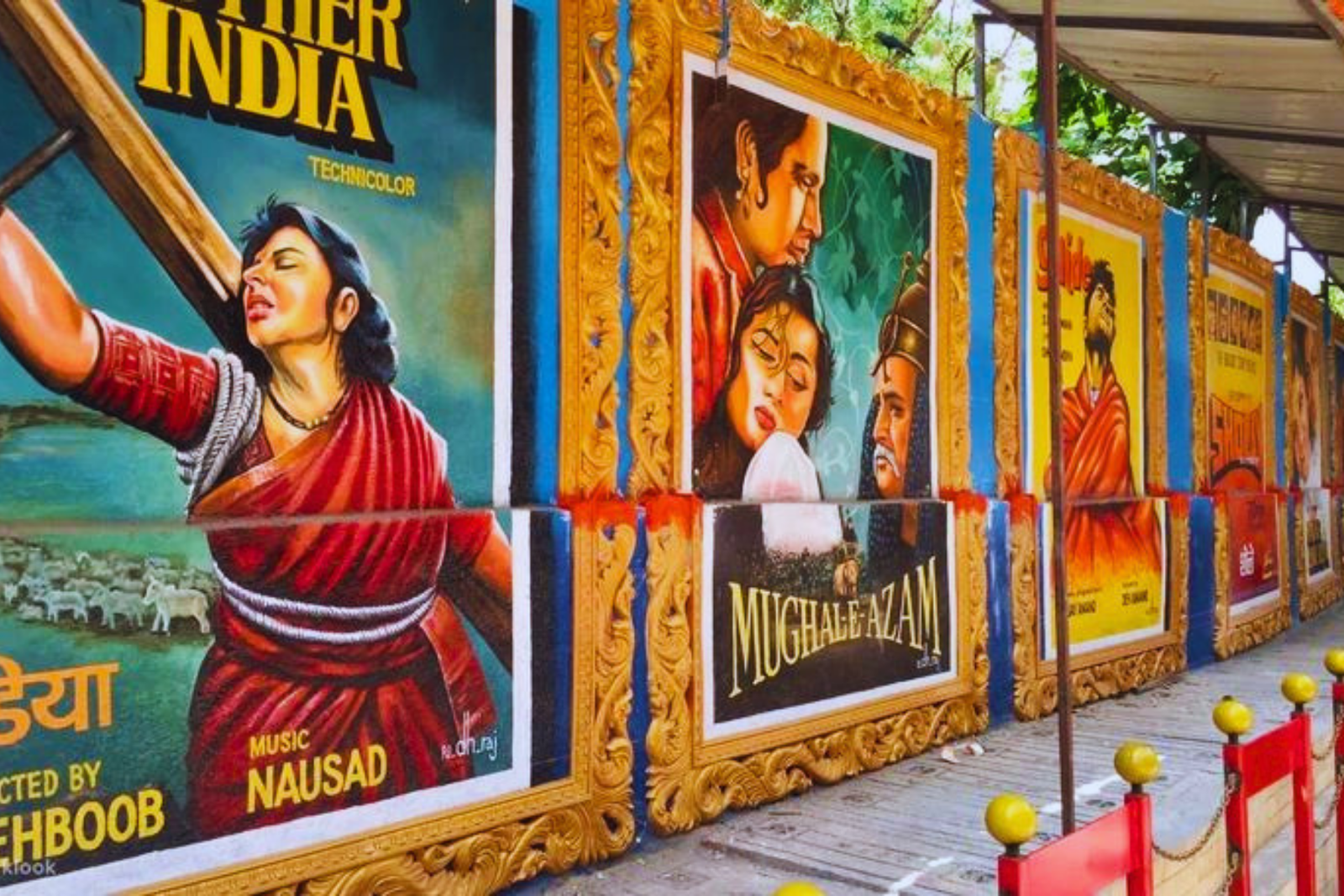 Mumbai Film City Guided Tour with Bollywood Studio
