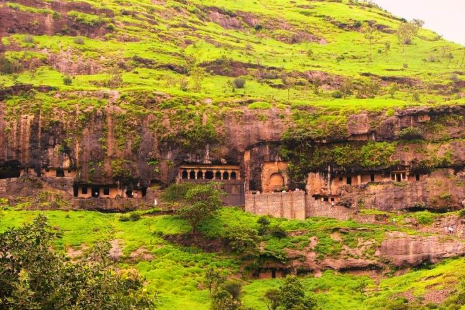 Mumbai Elephanta Caves Half-Day Guided Tour