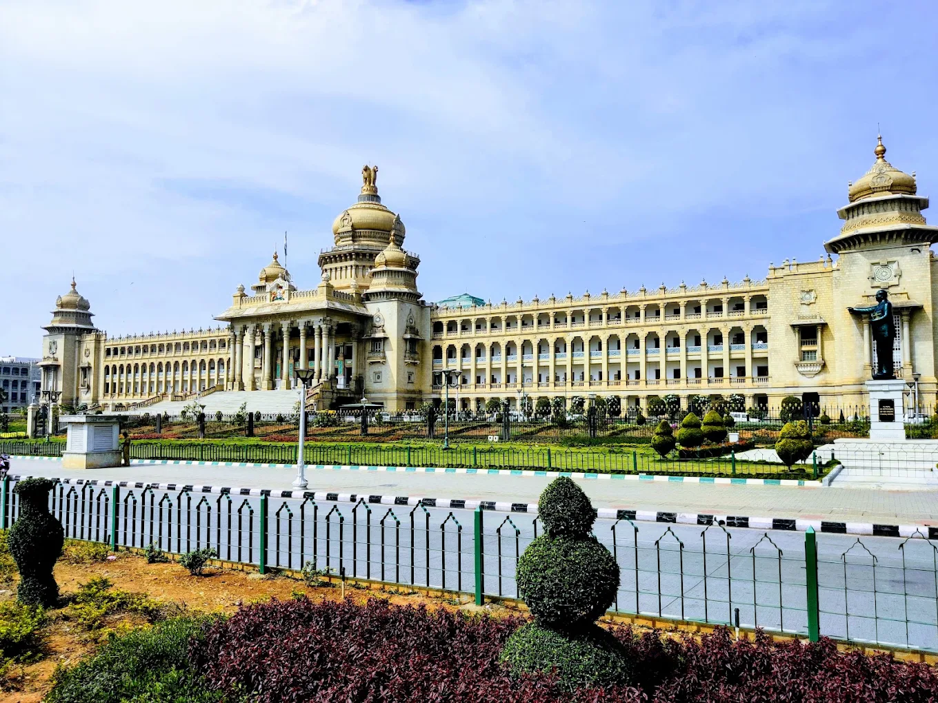 Vidhana Soudha tours