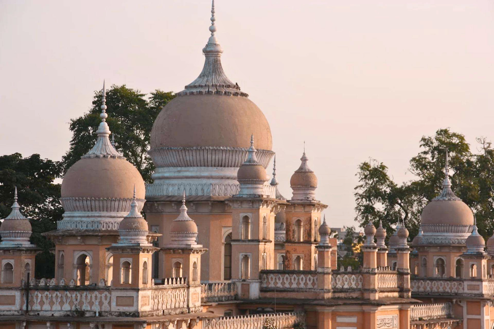 Hyderabad Airport: Layover Sightseeing Guided Tour