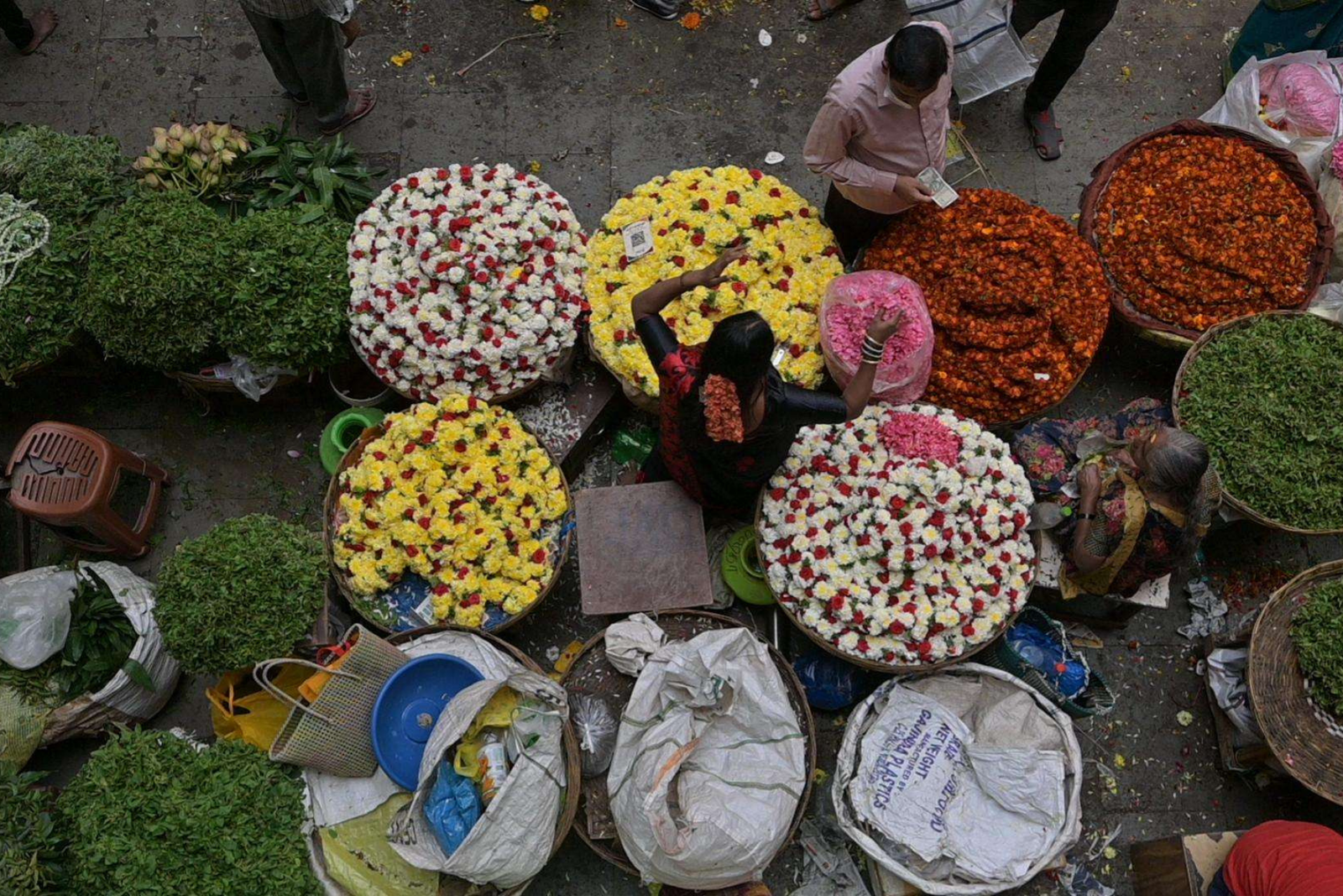 Bangalore Palace, Temples, Fort & Markets Walking Tour
