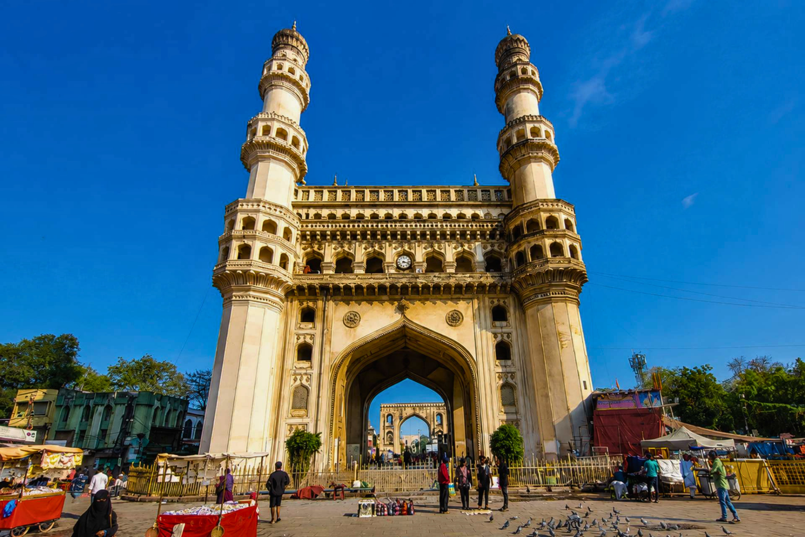 Hyderabad Charminar, Golconda Fort & Qutub Shahi Tombs Tour