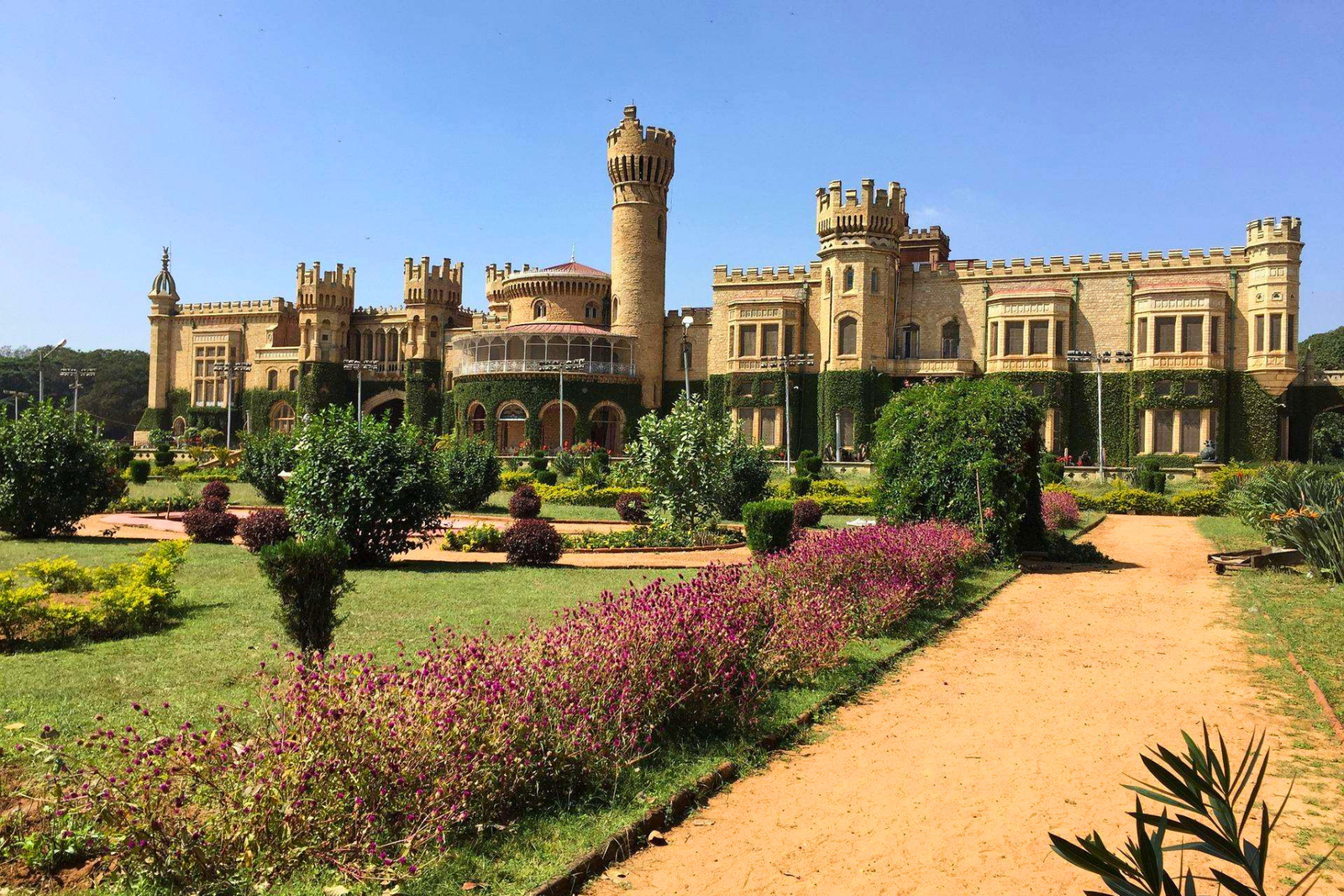 Bangalore Half-Day City Highlights Tour with Pickup