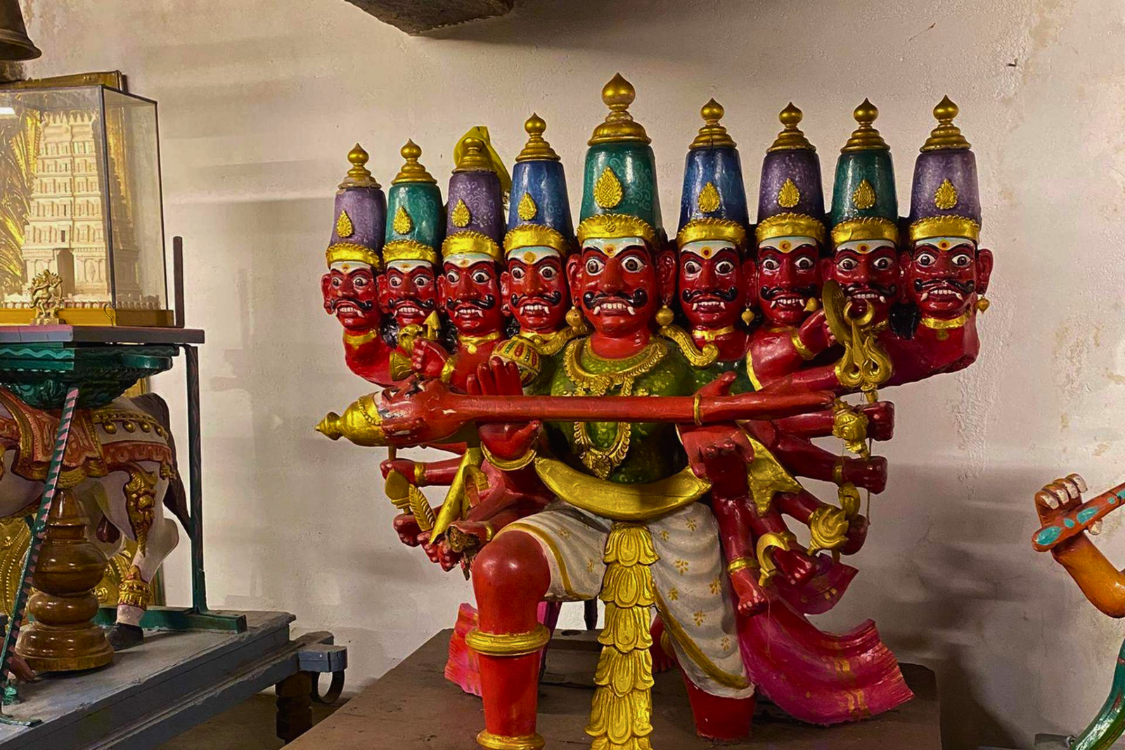 Bangalore Explore at Night with a Local Tour Guide