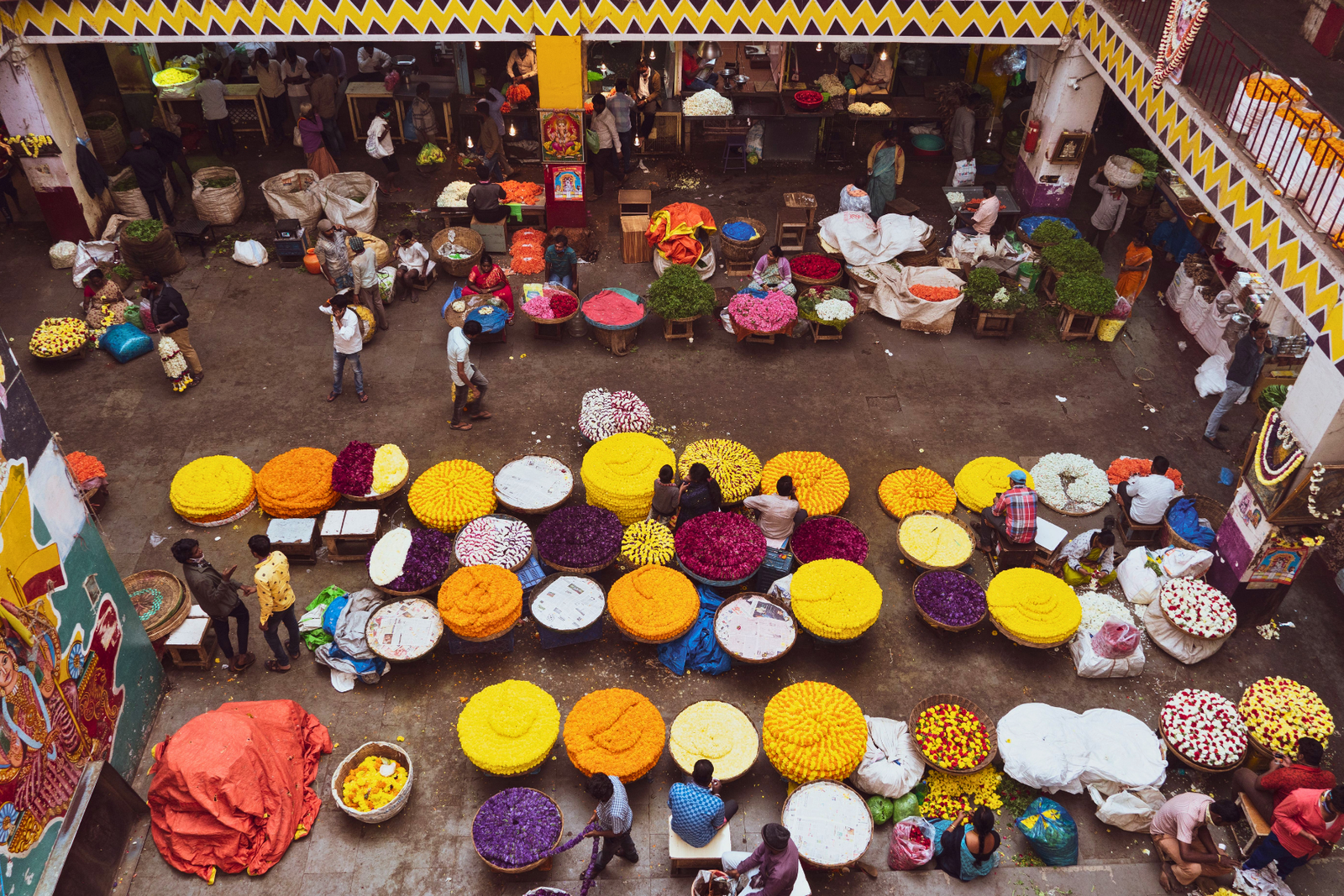 Bangalore Evening Food Street Walk & Market Tour