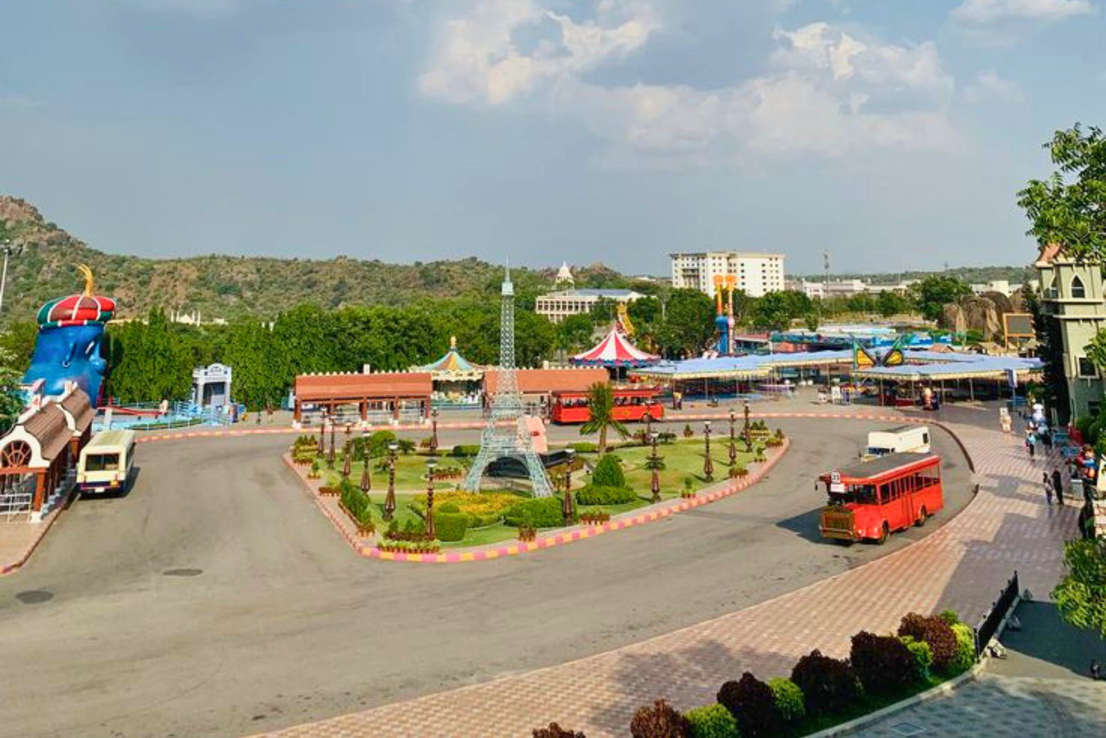 Hyderabad Ramoji Film City Full-Day Tour