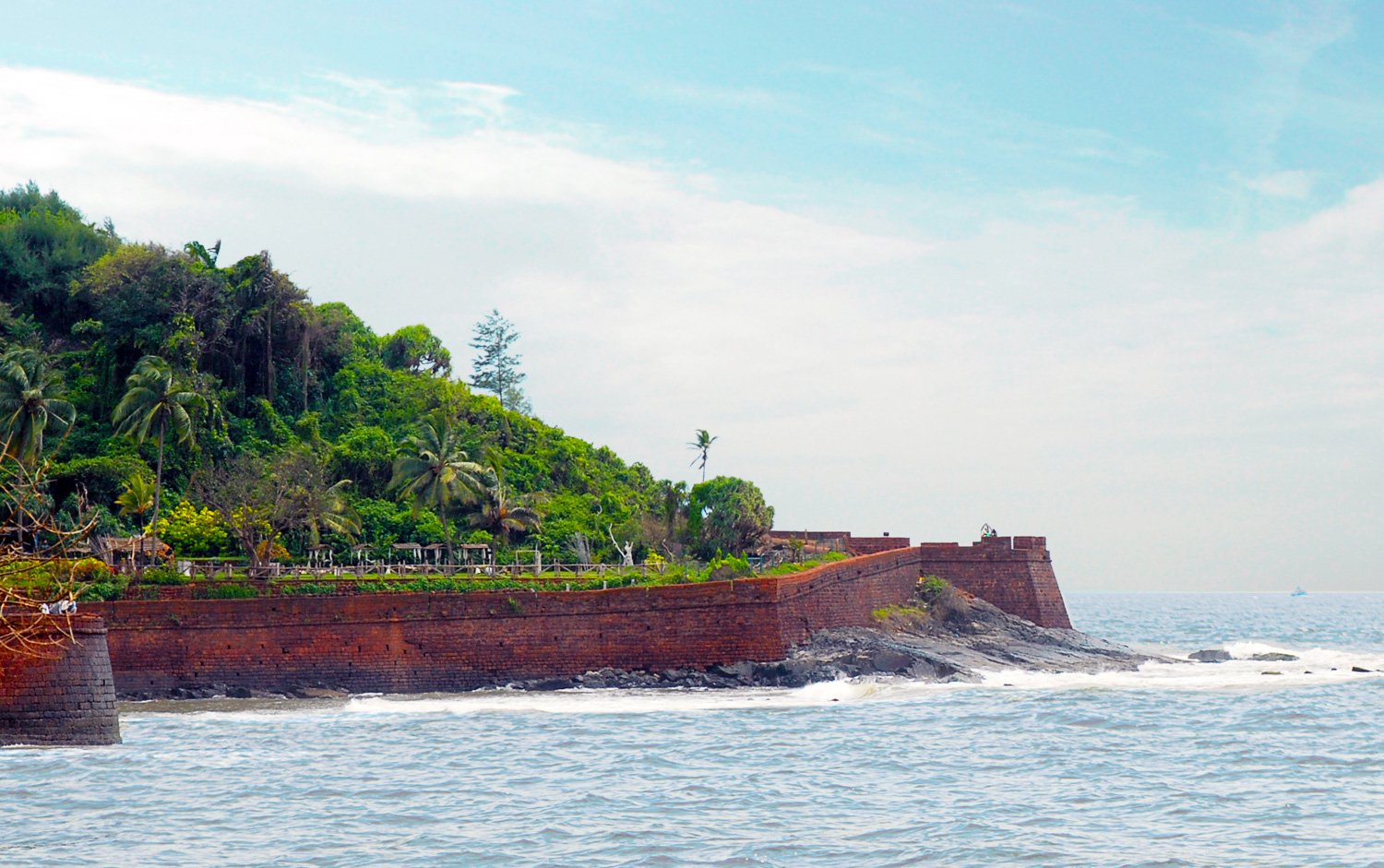 fort aguada goa tours
