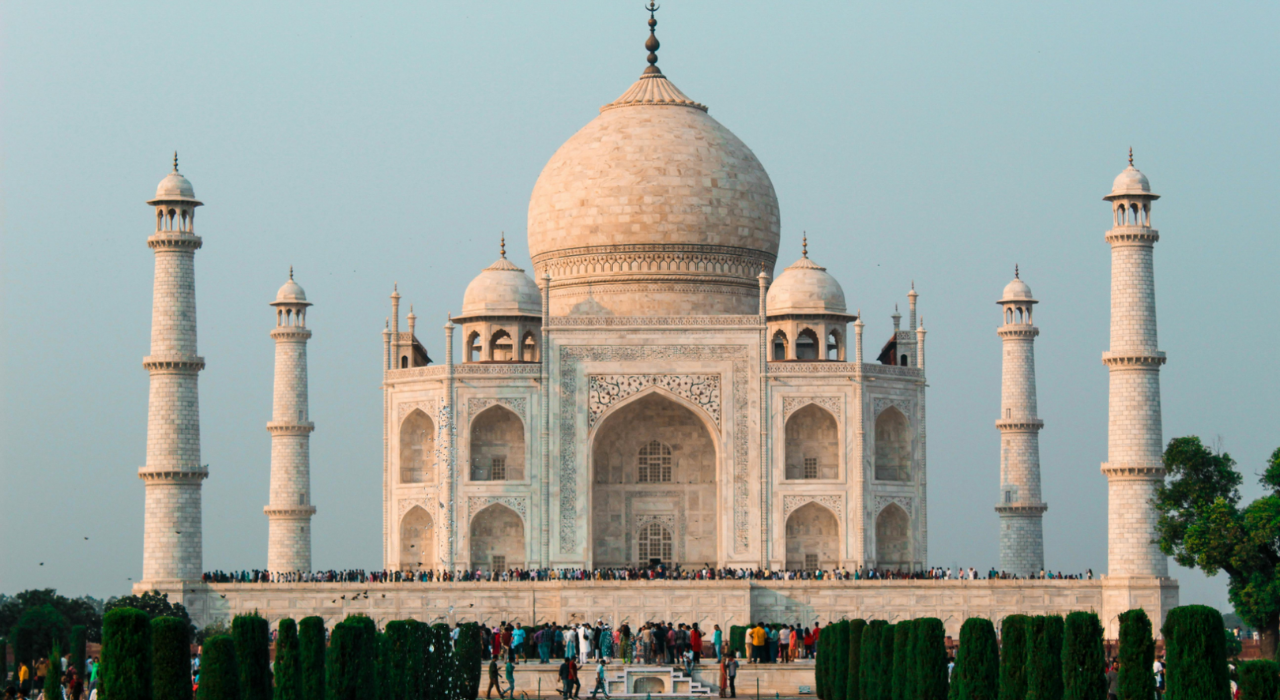 Taj Mahal Agra tours